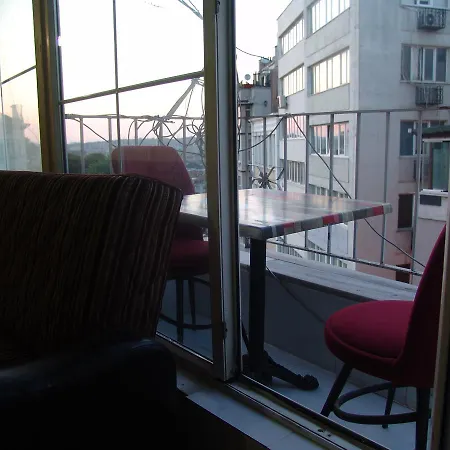 Galatasaray Terrace דירה *